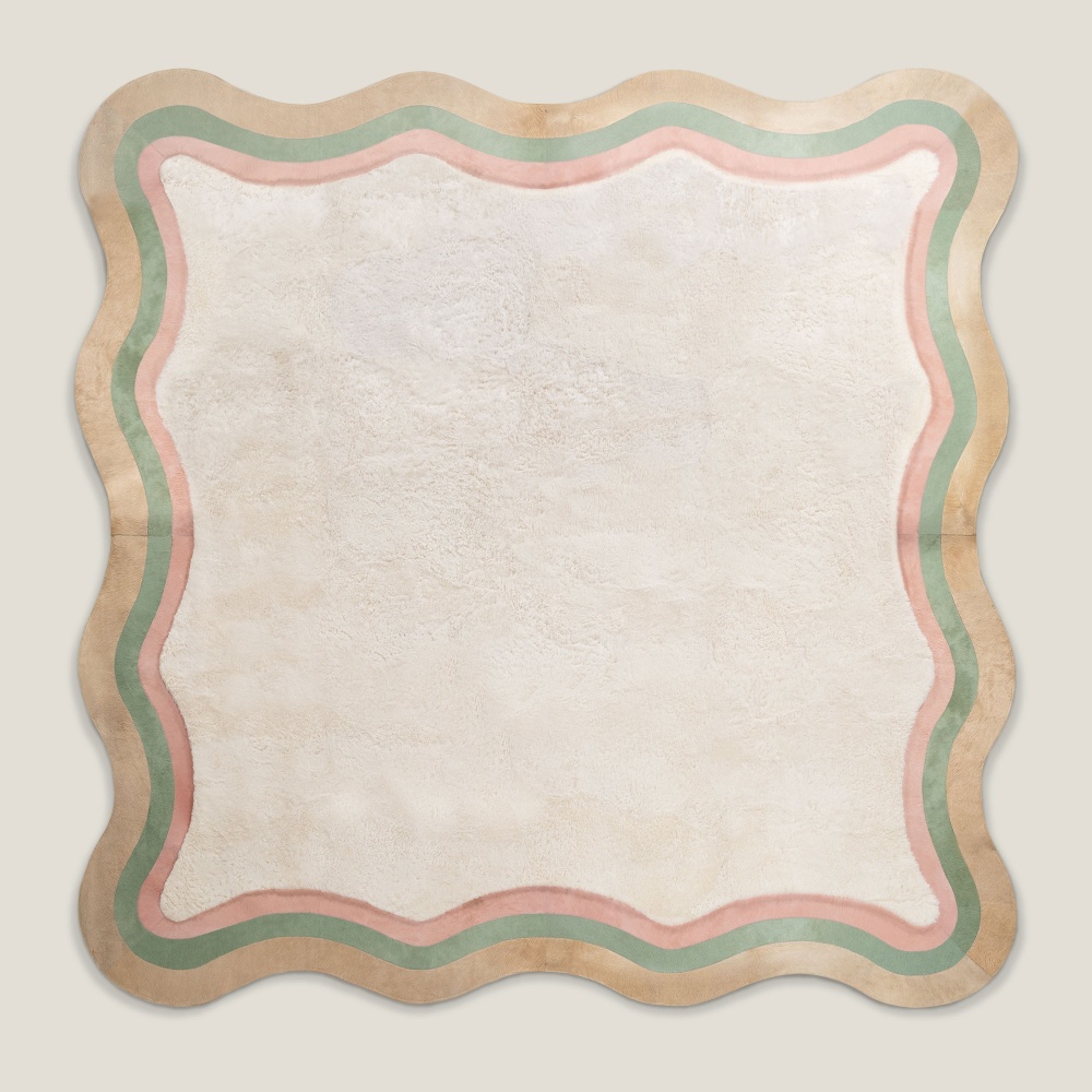 Large square rug with wavy edges - Natural white sheepskin and dyed pastel cowhide.