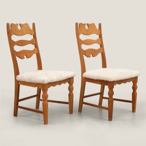 Set of oak "Razorblade" chairs, upholstered in French curly shearling.