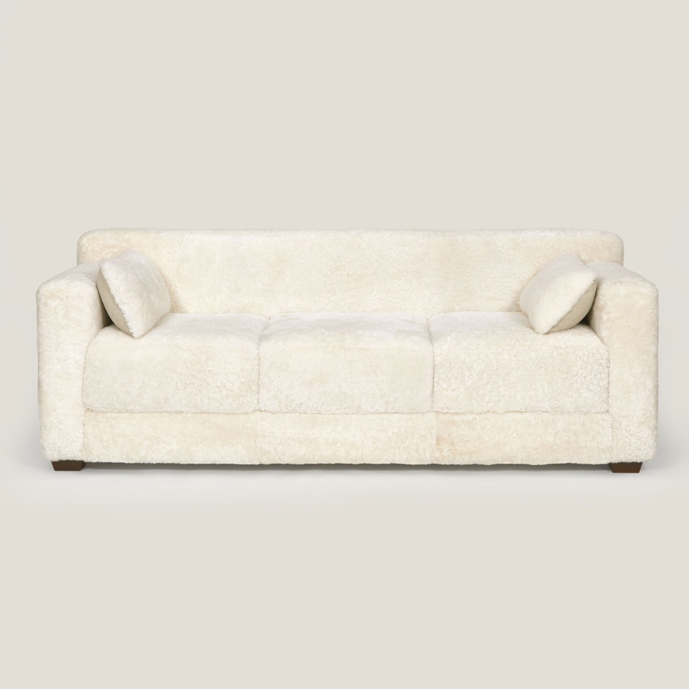 Large luxury 3-seaters Club-style sofa in white shearling, custom-made in France by NORKI. Available in leather and fabric.