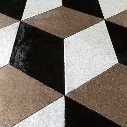 Geometric pattern like the floors of the palazzos of Milan for this cowhide rug.