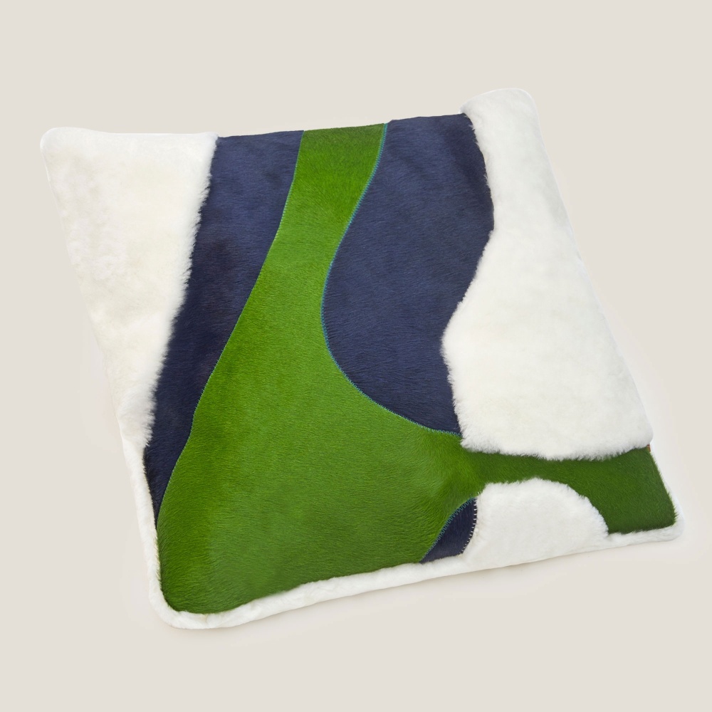 Our cushion is a part of our Saint-Peter set.