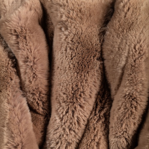 Lightweight, soft blanket in warm and elegant colors by Norki