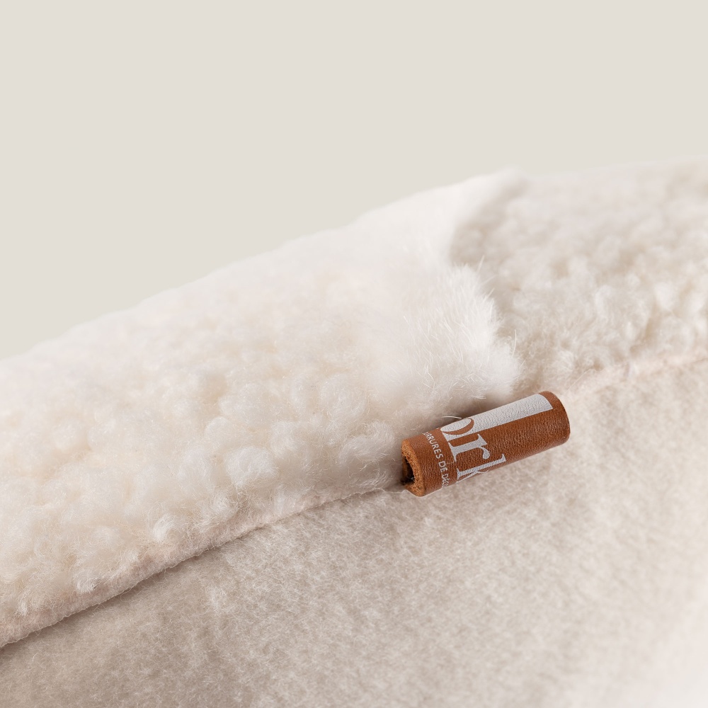 Custom-made luxurious shearling cushion by Maison Norki