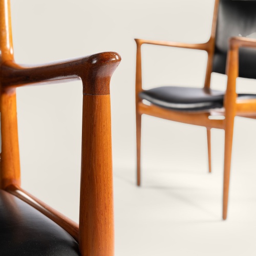 Buy a pair of Hans Wegner designer collectible office armchairs with pretty armrests