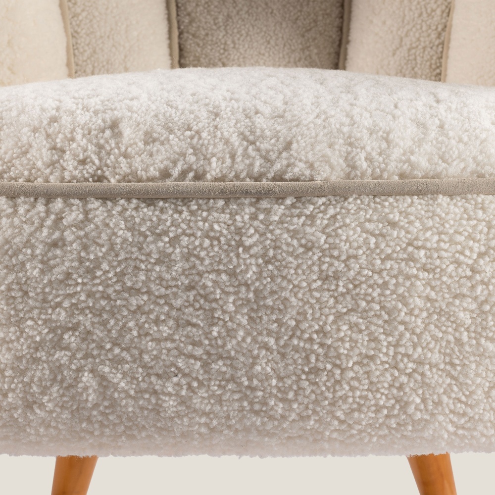 White sheepskin armchair, seat height 45 cm