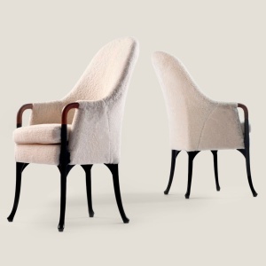 Buy a set of 5 white Progetti shearling chairs by Giorgetti - Curation Norki