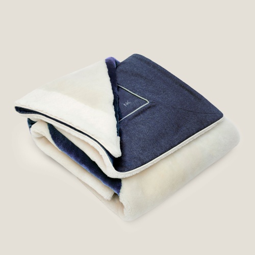 Navy Blue Saint-Peter Throw | Norki