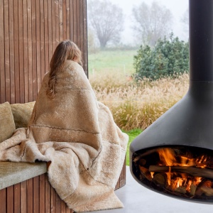 Chic and light double-sided blanket in beige shearling by Maison Norki