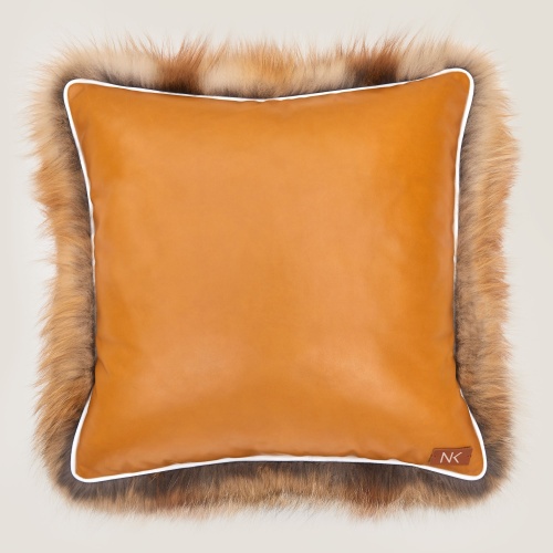 Double-sided square cushion, one side leather and one side real fur, orange.