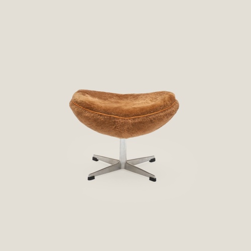 Fauteuils Egg Camel et Ottoman | Édition Originale Arne Jacobsen