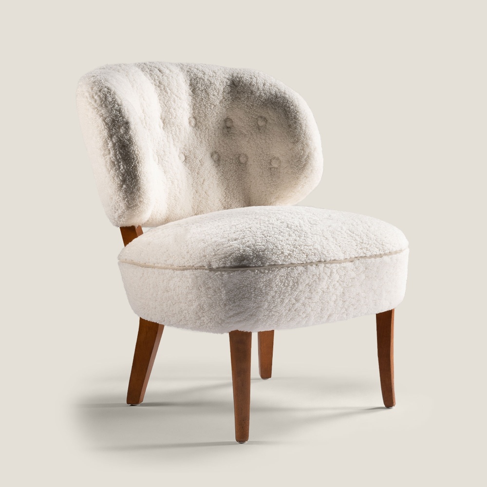 Fauteuil vintage blanc par le designer Carl Malmsten.