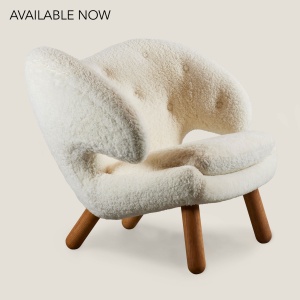 Vintage Pelican armchair by Finn Juhl, Circa 1950, renovated in shearling - Curation Norki